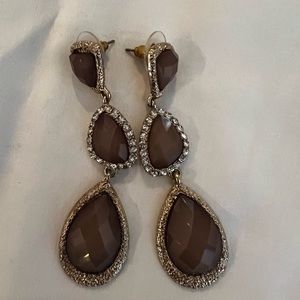 Gold tone pear drop earrings brown with rhinestone